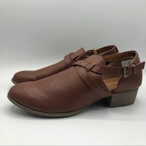 𝅺american Eagle by Payless Cut Out Booties